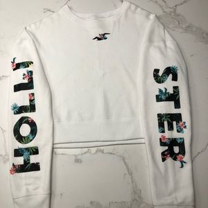 Hollister pull over cropped sweatshirt✨